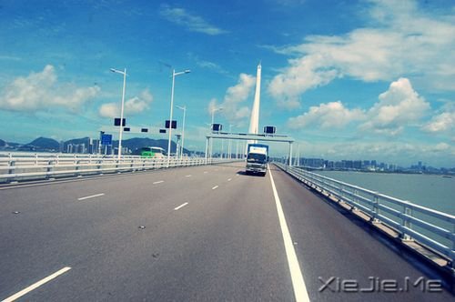 早安心语：生活，不怕苦，就怕麻木 (5)